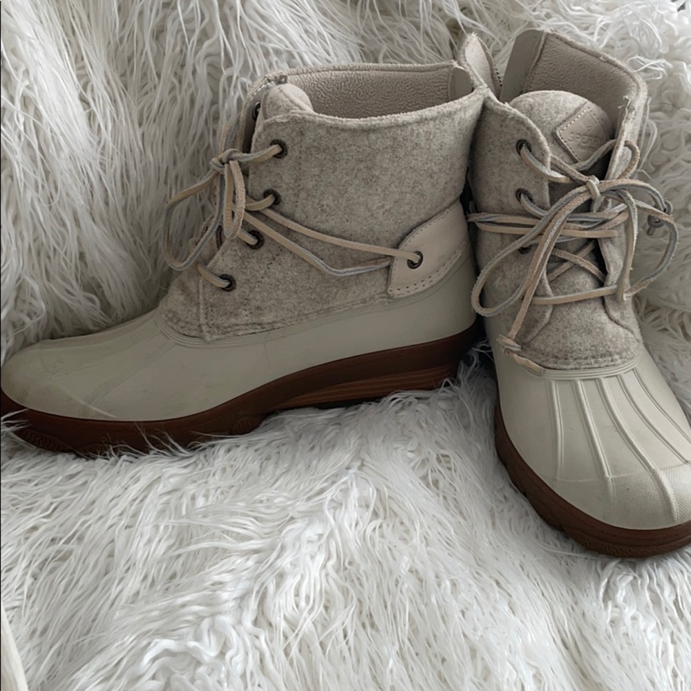 Sperry duck boots